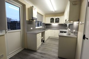 Photo 27- click for photo gallery